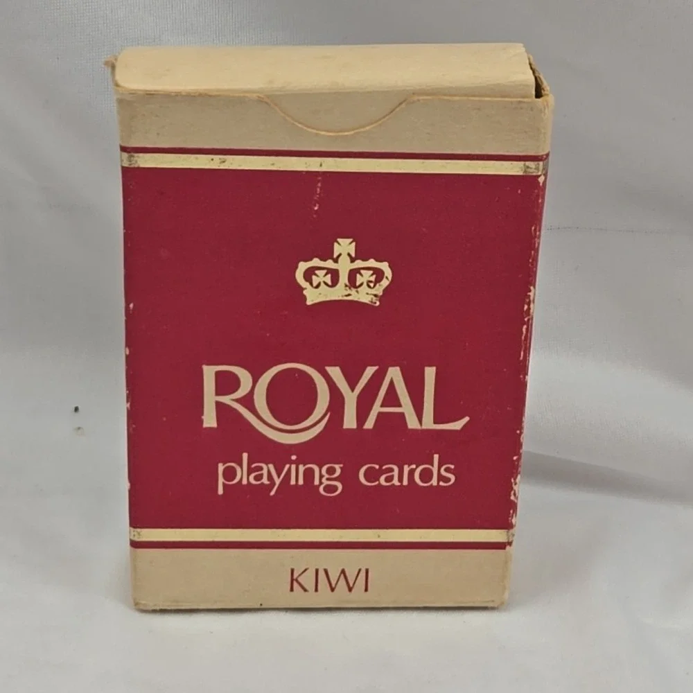 VINTAGE‎ DECK OF PLAYING CARDS NEW ZEALAND KIWI  SWAP CARDS